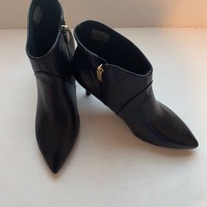 Rockport total motion Ariahnna Plain bootie black leather